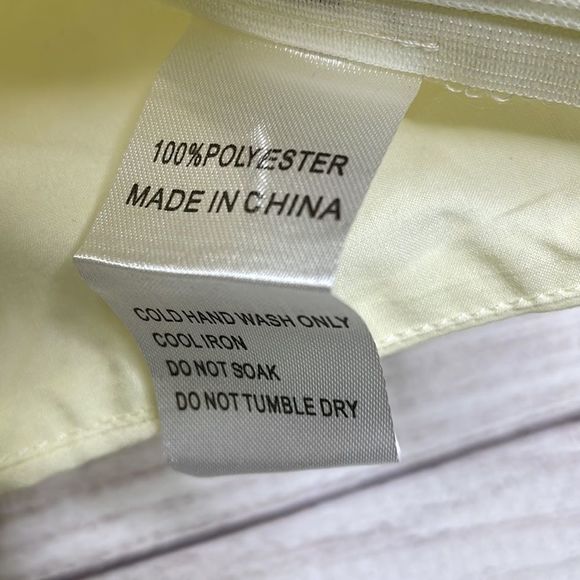 Princess Polly cami size 4 - Picture 3 of 4